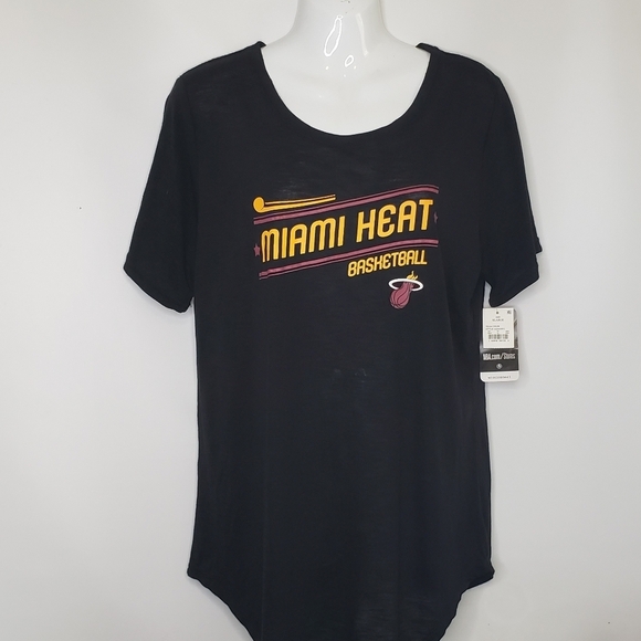 New NBA Miami Heat Basketball Tee Shirt Women's Size XL - Picture 2 of 14